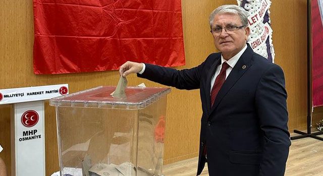 MHP Osmaniye Merkez İlçe Kongresi'nde Bilal Çenet Tekrar Seçildi