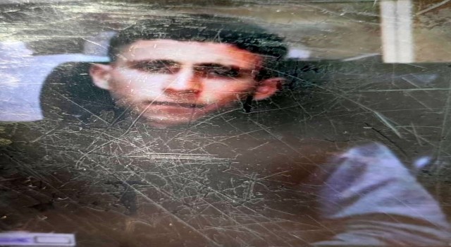 Muhtarın üvey oğlu bıçakla öldürüldü