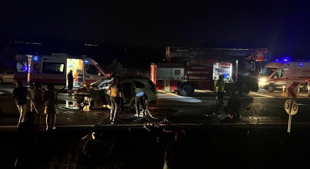 Nevşehirde cip ile otomobil çarpıştı: 4 ölü, 2 yaralı