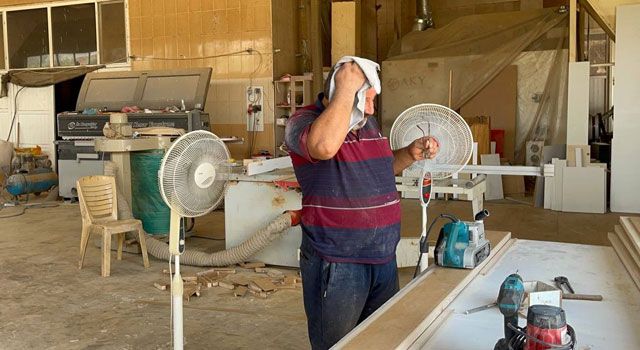Osmaniye'de Sıcak Hava Koşulları Esnaf ve İşçileri Olumsuz Etkiliyor