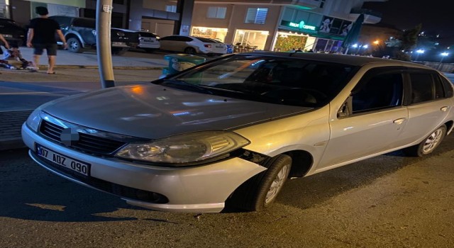 Otomobil ile motosiklet çarpıştı: 1 yaralı