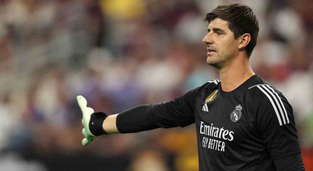 Real Madridde Thibaut Courtoisnın ön çapraz bağı yırtıldı!