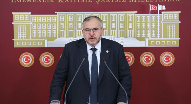 Saadet Partili Çalışkan, Hatay'da moloz sorununa dikkat çekti