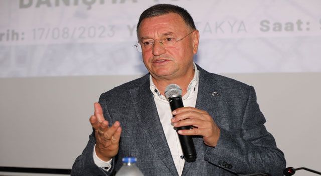 Savaş: "Hatay sağlıklı bir zeminde inşa edilmeli"