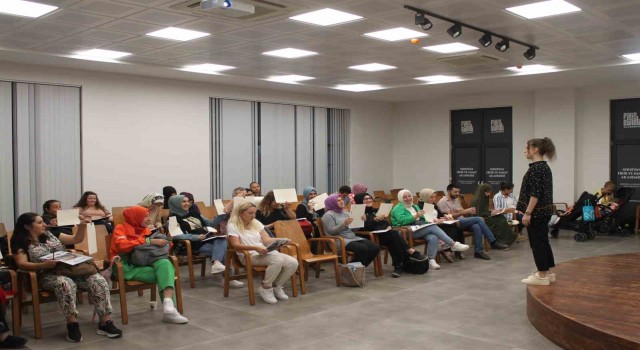 Serdivanda bilinçli aile seminerlerine büyük ilgi