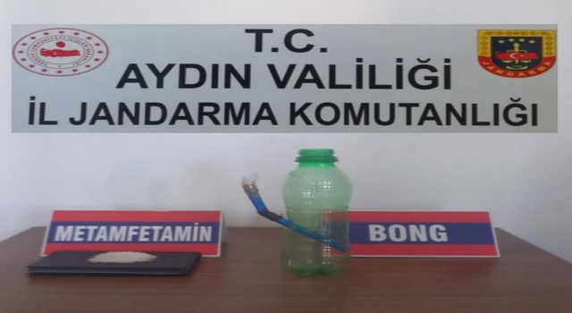 Sökede uyuşturucu operasyonu