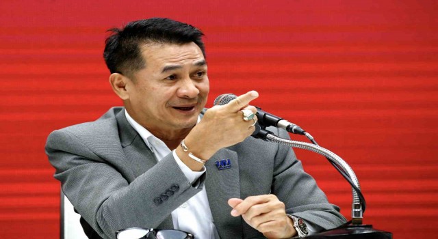 Tayland'da siyasi kriz sürüyor: İleri Hareket Partisi koalisyondan çıkarıldı