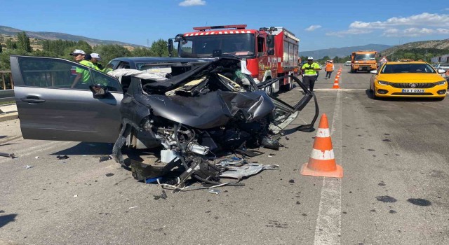 Tokatta trafik kazası; 1 kişi öldü, 1 kişi ağır yaralandı