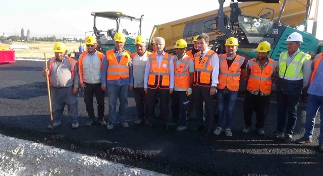 Ulaştırma ve Altyapı Bakanı Uraloğlu: “25-30 dakikalık seyahat süresini 5-6 dakikalara düşürürken transit trafiği rahatlatmış olacağız”