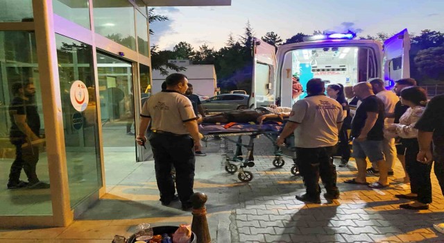 Yeni aldığı motosikletle kaza yaptı