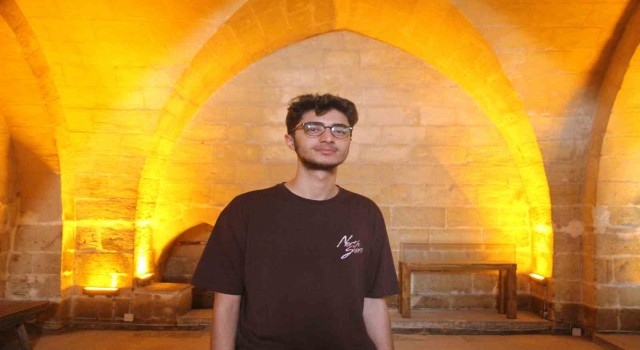 800 yıllık tarihi kastellere turistlerden yoğun ilgi