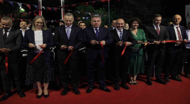 92. İzmir Enternasyonal Fuarı “Gençlik” temasıyla kapılarını açtı