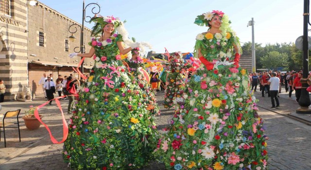 Adalet Bakanı Yılmaz Tunç, Diyarbakırda “13. Karpuz Festivali”ne katıldı