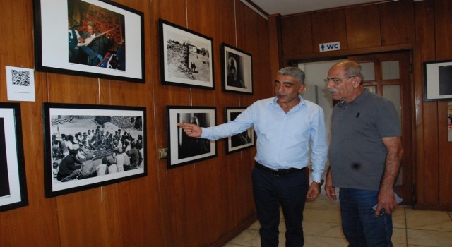 Adanada “Aşık Veysel Fotoğraf Sergisi” açıldı
