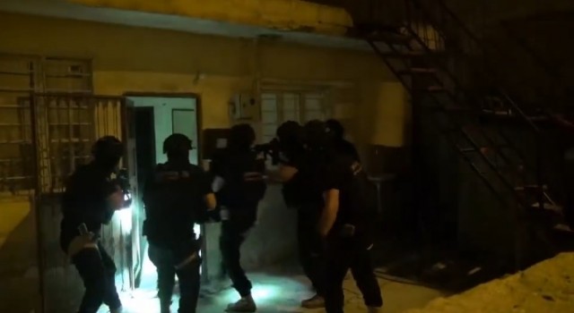 Adanada DEAŞ operasyonu: 17 gözaltı, 5 tutuklama