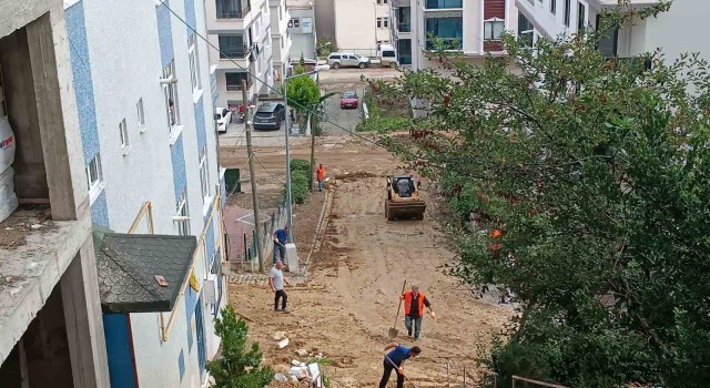 Atakumda selin izleri temizleniyor