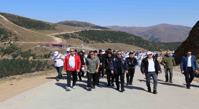 Avrupa Spor Haftasında Gümüşhanede doğa yürüyüşü düzenlendi