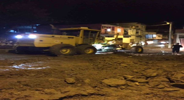 Aydının Köşk ilçesinde selin yaraları sarılıyor
