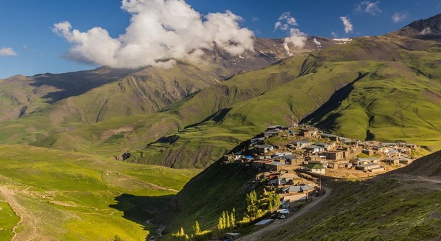 Azerbaycanın eşsiz bir mirasa sahip köyü UNESCO Dünya Mirası Listesine girdi