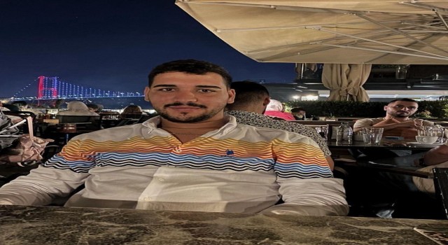 Bahçelievlerde duvara çarpan otomobildeki 4 kişinin cenazesi Adli Tıptan alındı