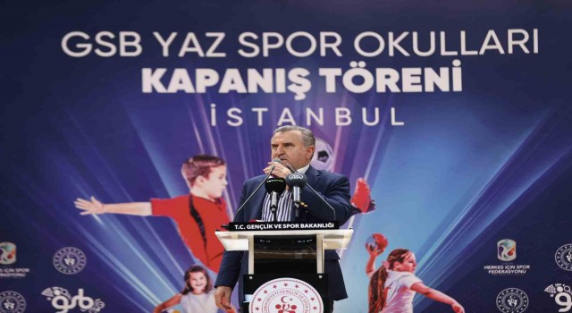 Bakan Bak; Bu yaz tesislerimizde 4 milyon gencimizle bir araya geldik