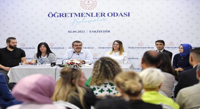 Bakan Tekin, Eskişehirde öğretmenlerle buluştu