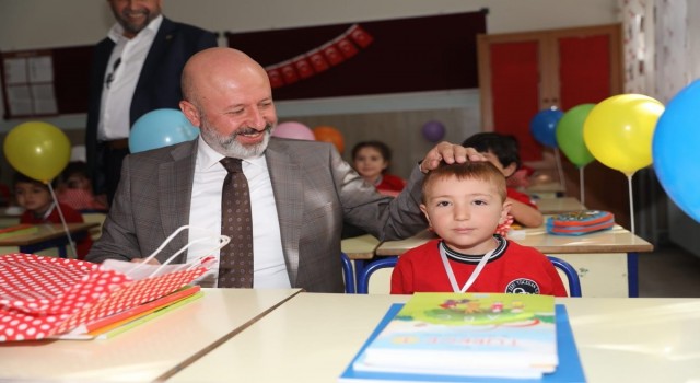 Başkan Çolakbayrakdar: Eğitim için tüm imkanlarımızı seferber ediyoruz