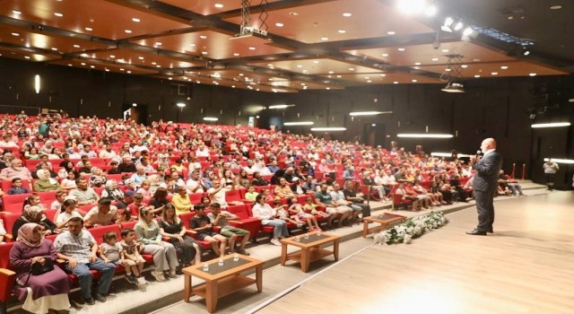 Başkan Çolakbayrakdar: Sıra dışı farklı hizmetlerle vatandaşımızın yanındayız