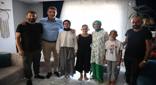 Başkan Kocaman: Ecrin kızımız LGS Türkiye birincisi olarak bizlere gurur yaşattı