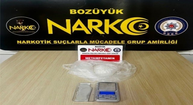 Bilecikte 13 ayrı noktaya uyuşturucu operasyonu