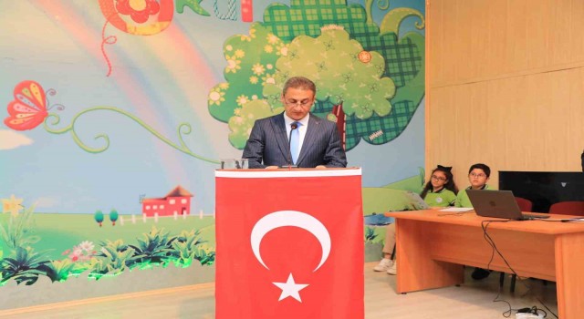 Bitliste ‘İlköğretim Haftası töreni