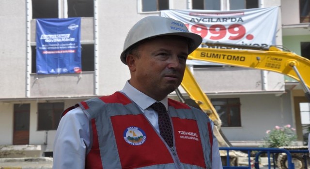 BMde 3üncü kez konuşma yapacak olan Avcılar Belediye Başkanı Hançerli gazetecilerle bir araya geldi