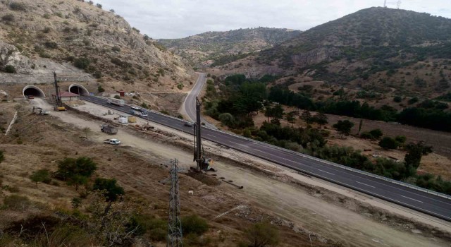 Boğaziçi Viyadüğündeki çalışma 2024te bitecek