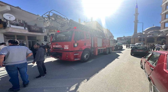 Burdurda iş yerinde çıkan yangın maddi hasara neden oldu