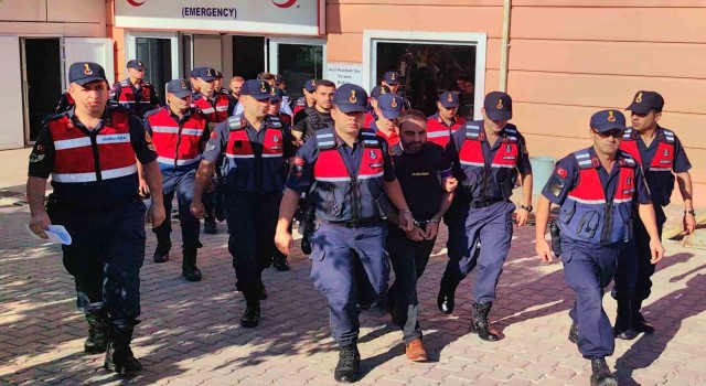 Bursada alacak-verecek kavgasında yeğenini öldüren dayı ile birlikte 2 kişi tutuklandı