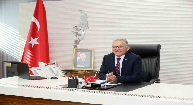 Büyükkılıç, Türkiyenin ilk 500 büyük sanayi kuruluşu arasında yer alan 17 Kayseri firmasını tebrik etti