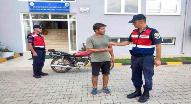 Çalınan motosiklet sahibine teslim edildi