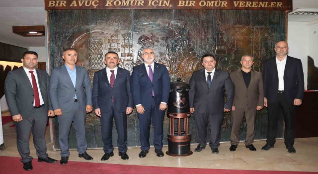 Çalışma Bakanı Işıkhan GMİSi ziyaret etti