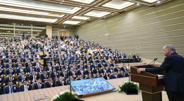Cumhurbaşkanı Erdoğandan CHPli Sezgin Tanrıkuluna sert tepki: ”Sözde milletvekili ama terörist müsveddesi”