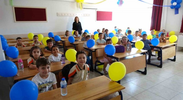 Deprem bölgesi Kiliste ilk ders zili çaldı