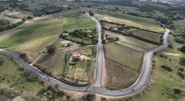 Derincenin köylerinde üstyapı çalışmaları yapılıyor