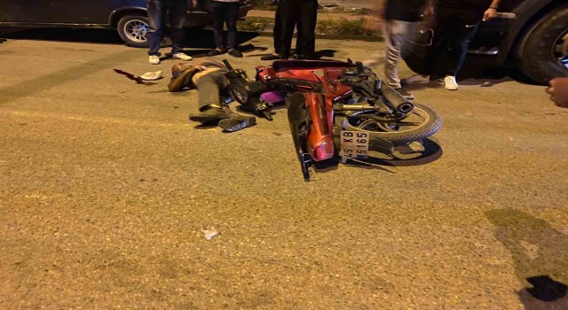 Devrilen motosikletin sürücüsü ağır yaralandı