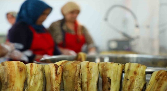 Diyarbakırda kadın üreticiler ürünlerini pazara sundu