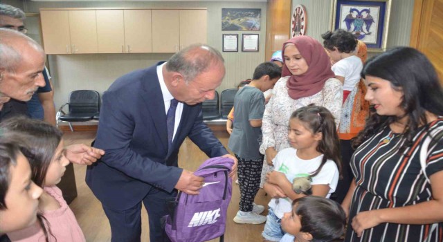 Ereğli Belediyesinin kırtasiye desteği bu yıl da sürüyor