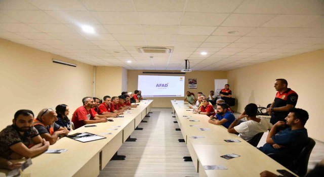 Esenyurt Belediyesinden vatandaşlara Afet Bilinci Eğitimi