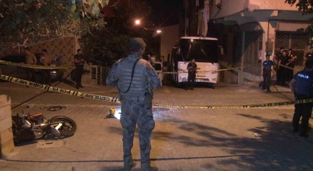 Esenyurtta husumetli iki aile arasında uzun namlulu silahlı kavga