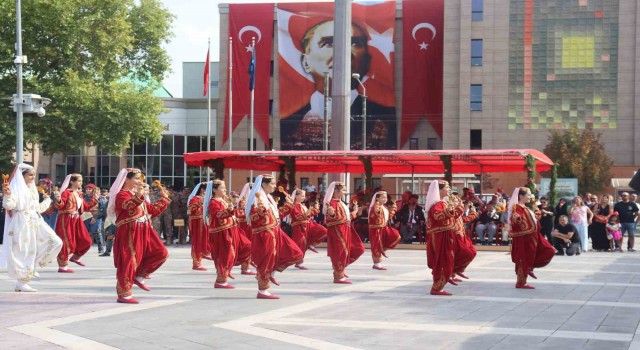 Eskişehirin 101inci kurtuluş yılı törenle kutlandı