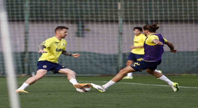 Fenerbahçe, Başakşehir maçı hazırlıklarını sürdürdü