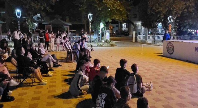 ‘Filenin Sultanlarının Avrupa şampiyonluğunu dev ekranda izlediler