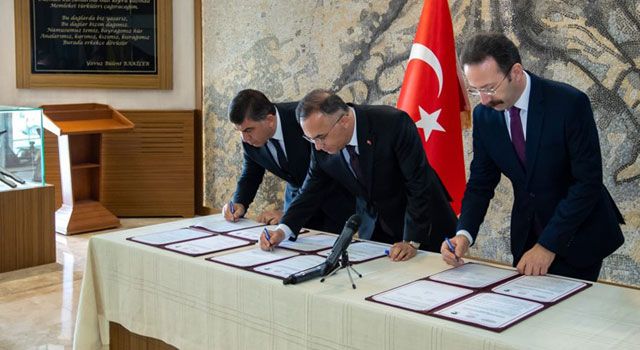 Gaziantep'te Meslek Lisesi Öğrencilerine Kırtasiye Desteği